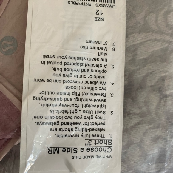 Lululemon Choose a Side Short Reversible 3” - Picture 10 of 10